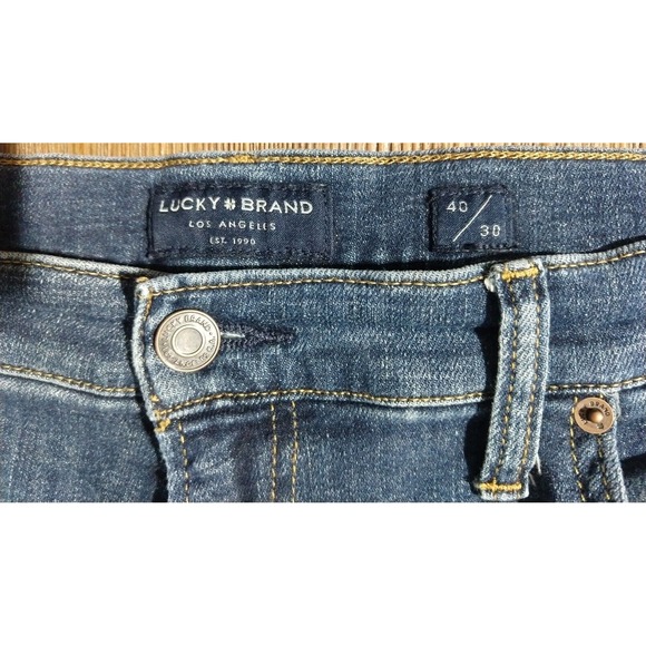 Lucky Brand Straight Leg Dark Wash Blue Denim Jeans Men's‎ Size 40x30 (42x29) - Picture 1 of 7